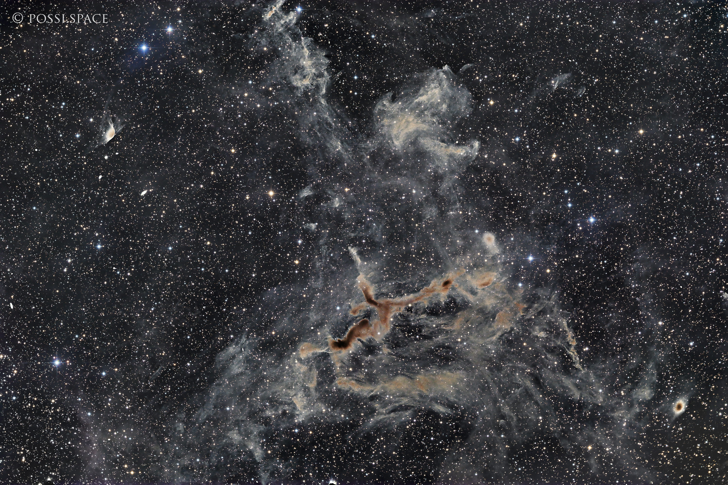 241130_ldn1295_giraffe_nebula_-_rasa35_rggb.jpg